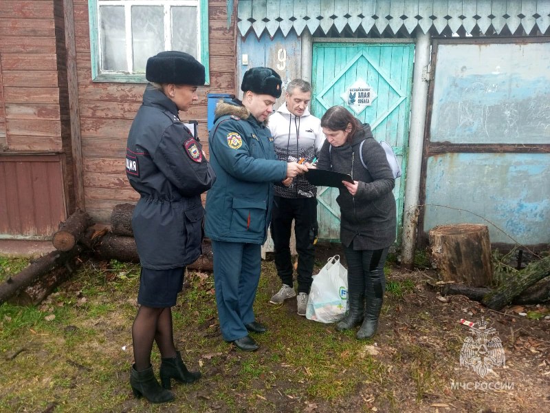 В г. Юрьевце совместно с сотрудниками полиции проведены профилактические мероприятия в жилом секторе!.